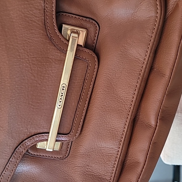 Vintage Coach 100% Leather Exceptional Condition Crossbody Handbag - Picture 12 of 12